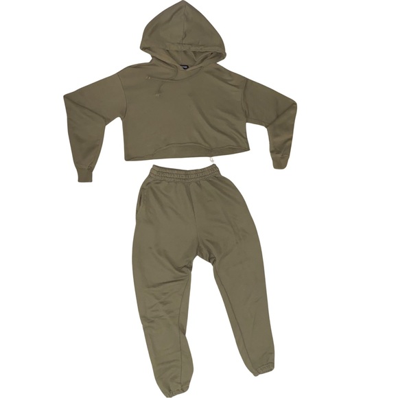 Sweatsuit Hoodie Set - Picture 1 of 3